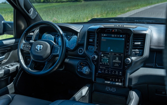 Dodge RAM cena 268000 przebieg: 18000, rok produkcji 2022 z Ropczyce małe 781